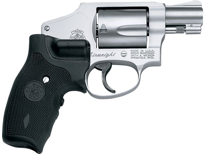 Smith & Wesson J-Frame Centerfire Revolvers | Bass Pro Shops