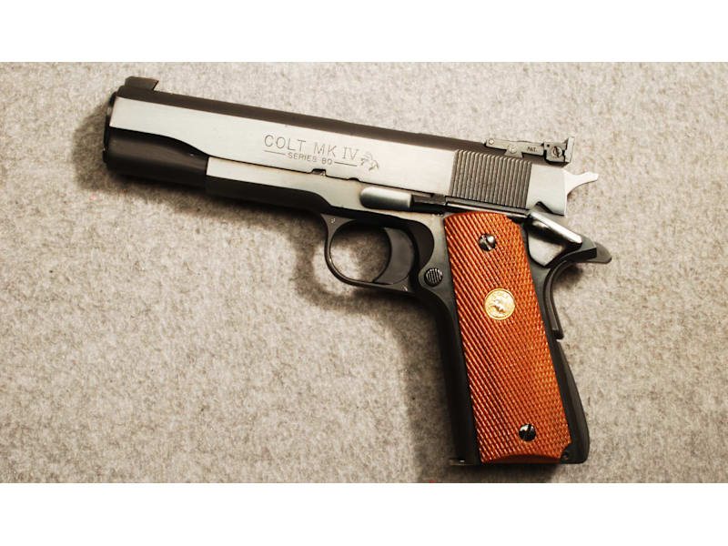 COLT MK IV SERIES 80 hogueグリップ　wa COLT MK IV SERIES 80 hogueグリップ wa - メルカリ