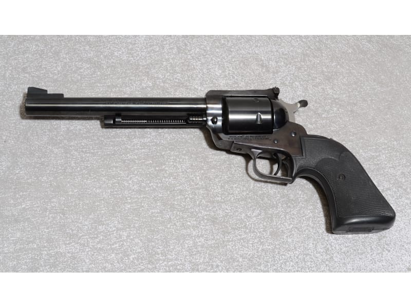 Super Blackhawk ブラック リボルバー Ruger Super Blackhawk Single-Action Revolver with Unfluted