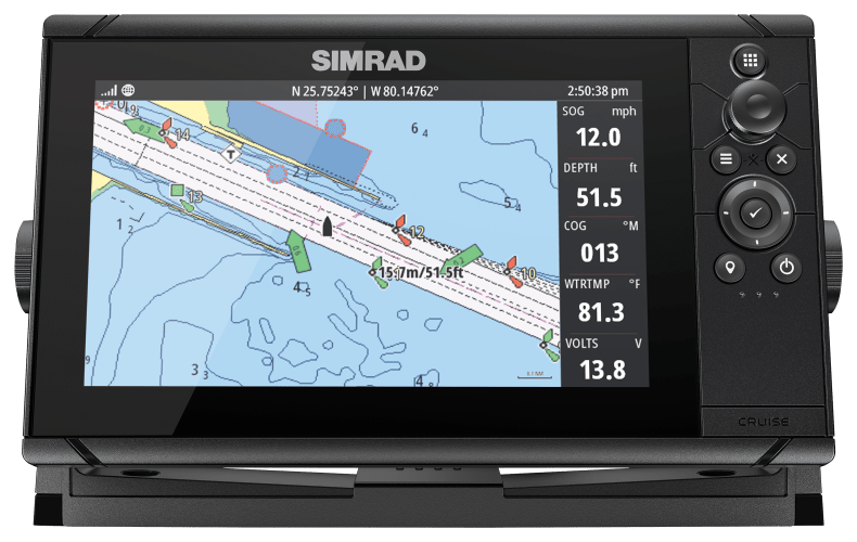 Simrad Cruise 9 US Coastal with 83/200 Transom Mount Transducer