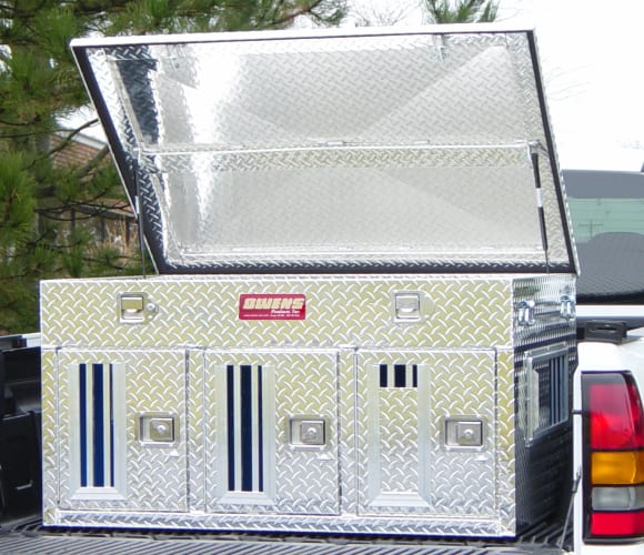 Used owens dog box for sale discount
