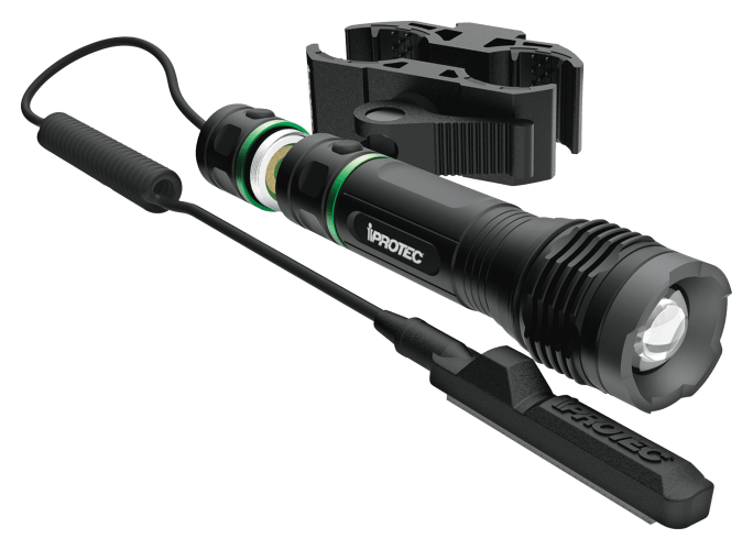 Green light flashlight outlet