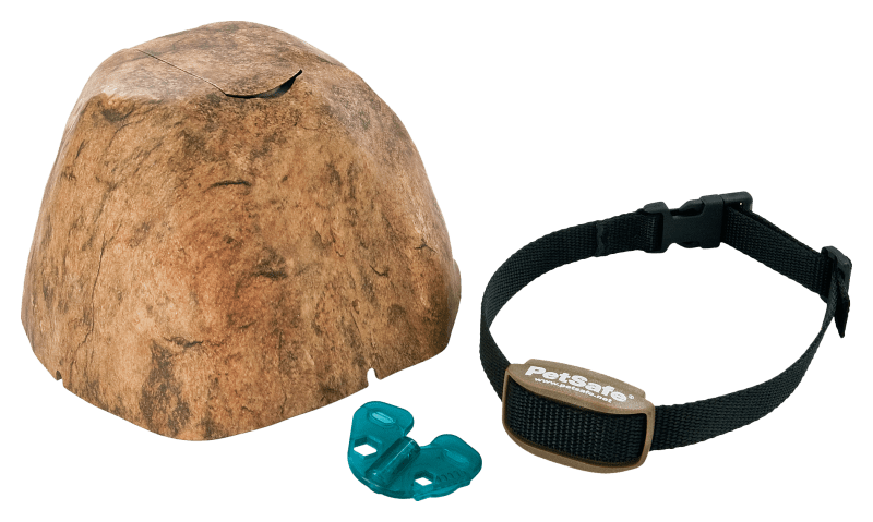 Outdoor pet barrier systems store
