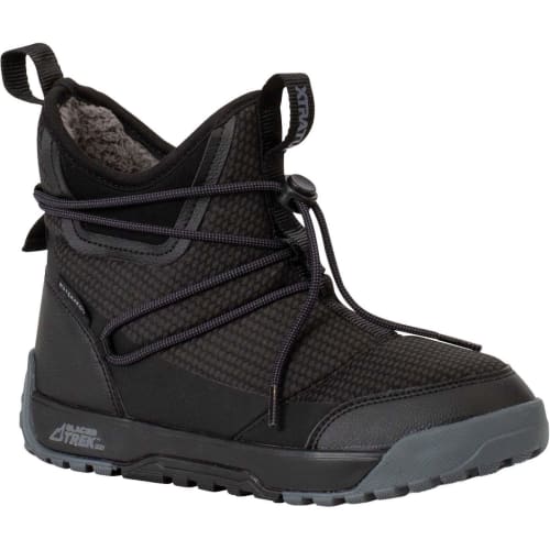 Bass pro xtratuf hot sale