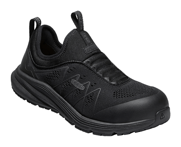 Bass pro hot sale shop keen shoes