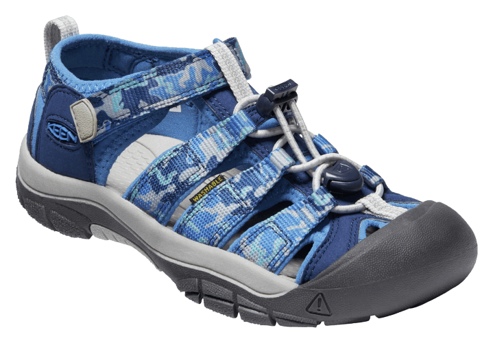 Bass pro clearance water shoes