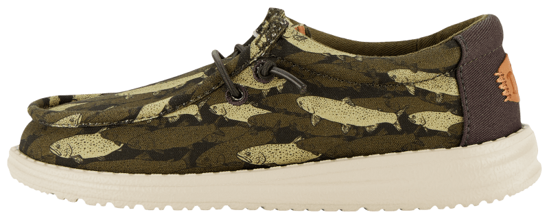 Bass pro fishing shoes deals