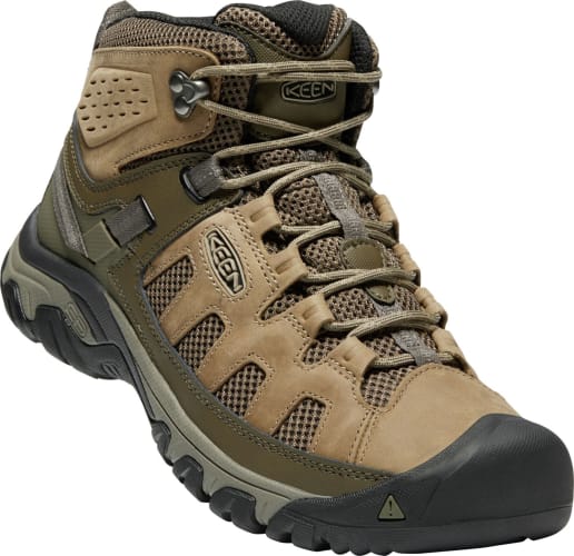 Bass pro clearance keen sandals