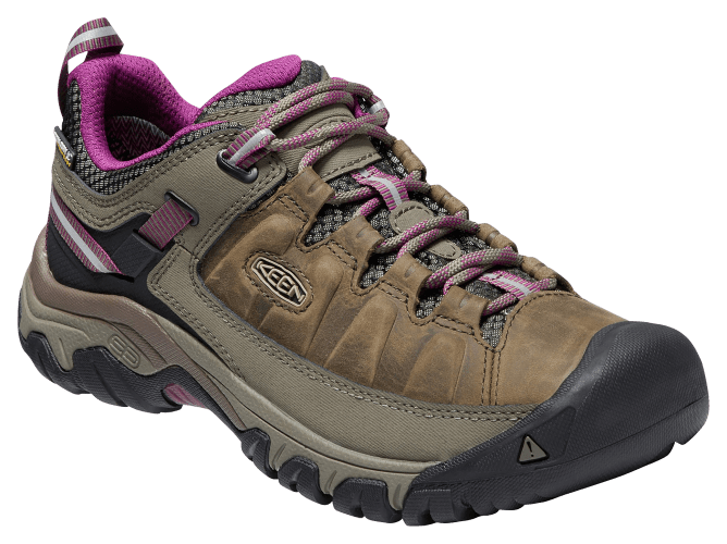 Bass pro shop womens hiking shoes hotsell
