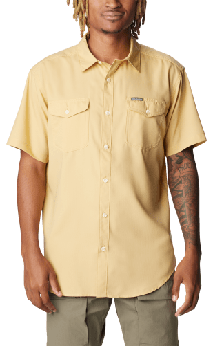 Columbia Utilizer II Solid Short Sleeve Button Down Shirt for Men