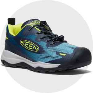 Bass pro shop keen sandals