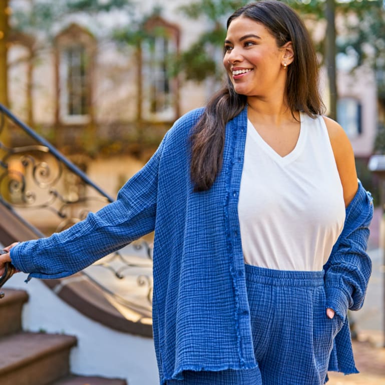 Bass pro hot sale shop women's clothing