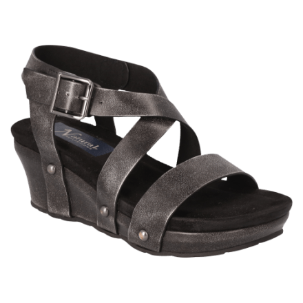 Bass pro womens sandals deals