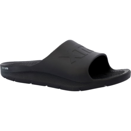 Bass pro sandals 2025