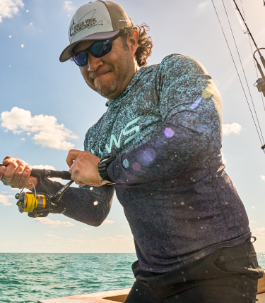 BASS PRO SHOPS トーナメントシャツ ブラック／ホワイトM（L） Fishing Clothing - Fishing Apparel | Bass Pro Shop