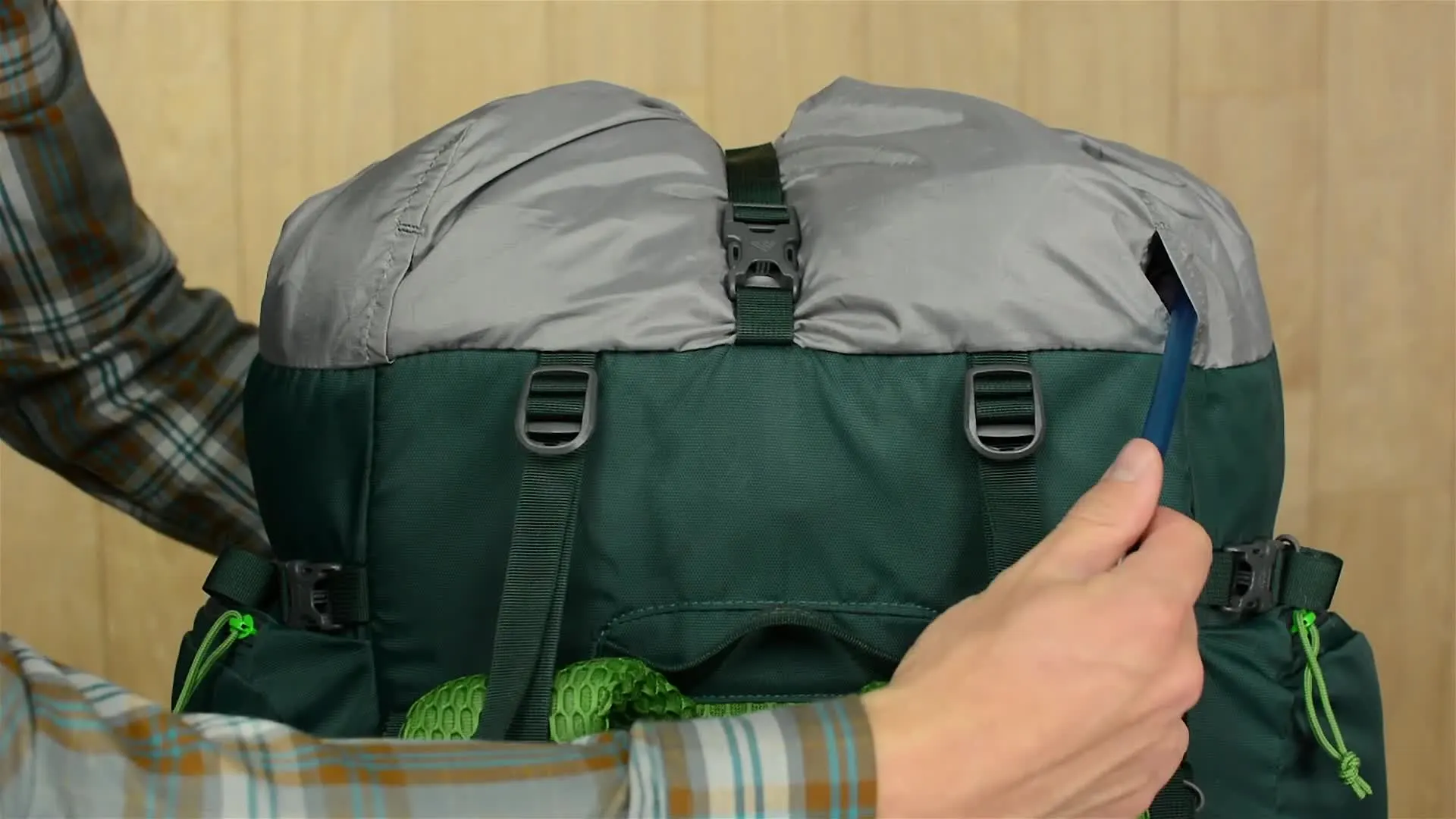lululemon bomber jacket backpack Everywhere Backpack 22L - Downtown Tan/Wacky Khaki